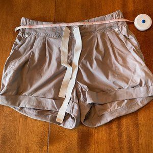 EUC Women’s Lululemon Spring Break Away Shorts- Grey, Gray, Size 6